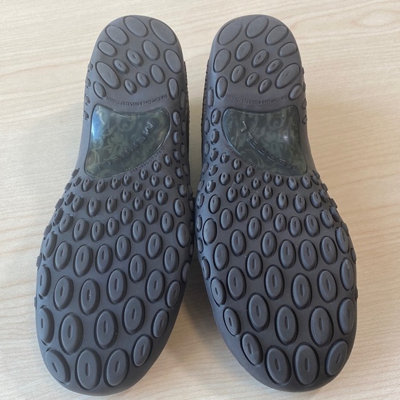 Merrell Women's Dark Suede Flats with Leather Strap - Picture 7 of 8